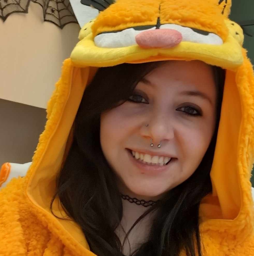 Meet your Posher, Lacey